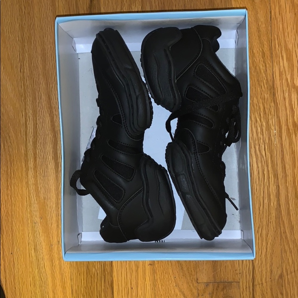 Jazz/dance sneaker